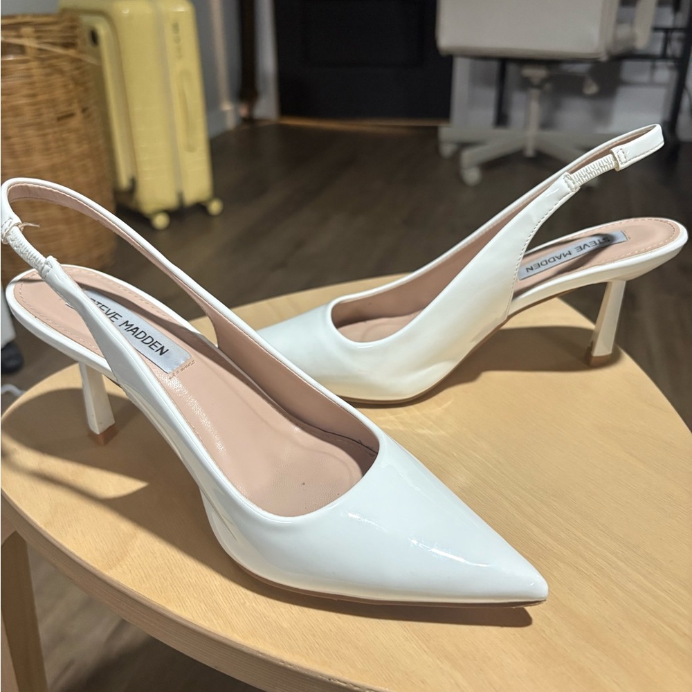 Steve Madden White Patent Slingback Pointed Pumps